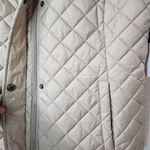 Ralph Lauren Women’s Crest Logo Shell Diamond Quilted Vest Birch Size Small NWT - Picture 8 of 12